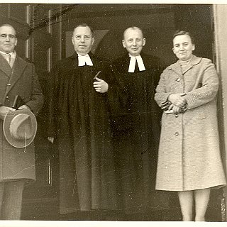 Bild0435 Ludwig Petri, Dekan May, Pfr. Gottfried Hoppe und Ehefrau Evmarie