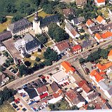 Bild0786 Eine Luftaufnahme von St. Ferrutius mit den angrenzenden Gebäuden. Entstehung ca. 200x. Dank an Dr. Oliver Arndt für die folgende Analyse. 