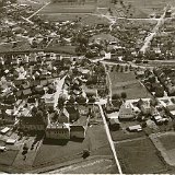 Bild1769 Eine wunderschöne Luftaufnahme vom Bleidenstadt. Im Vordergrund St. Ferrutius. Eine Datierung fehlt uns noch.